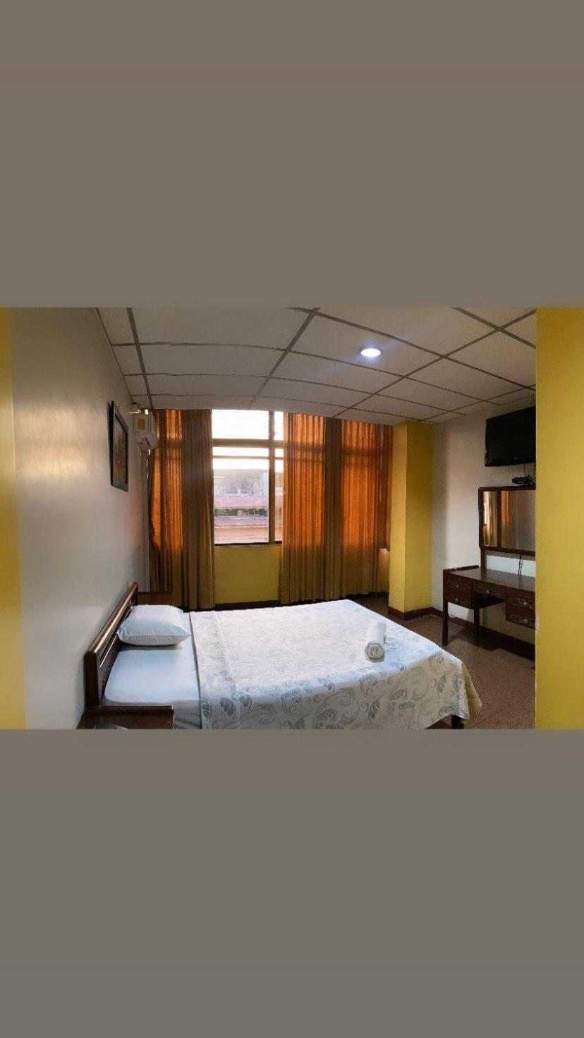 Hotel Andes Inn กวายากิล ภายนอก รูปภาพ
